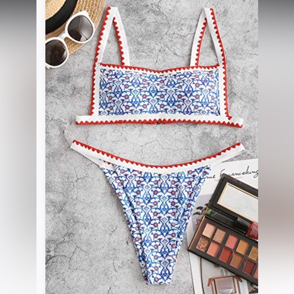 chic patterned bikini - Picture 9 of 9